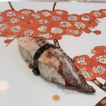 寿司栄 華やぎ - タチオウの炙り。