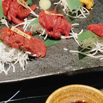 茨城地のもの わらやき料理 たたきの一九 - 馬刺しが絶品