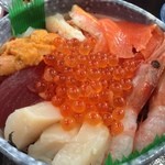 津軽海峡亭 - 津軽海峡亭の海鮮丼1500円