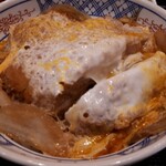 味奈登庵  - カツ丼もフルサイズ