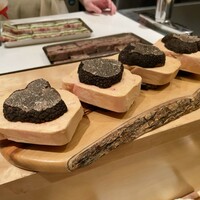 銀座 大石 - トリュフとフォアグラのパイ包み 包み前
