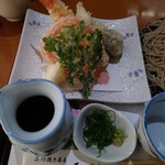 石臼挽き蕎麦 石づか - 揚げたて美味しい