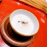 温石 - 蕪の擦り流し。滋味溢れる甘さ。この甘さを引き出す手間と技量に感謝します。