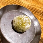 温石 - 春菊のお団子