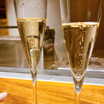 温石 - バカラのグラスですが、細さが違うので、泡立ちにも違いが\(//∇//)\