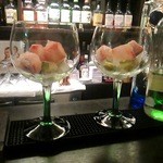 リトルバー - フルーツが中に入った氷で造るオリジナルキティー