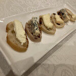 シャトー　ラ・パルム・ドール - ◉フランス産チーズの盛り合わせ　どれも食べやすかったです　(*´꒳`*)