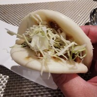 御膳房 六本木店 - 割包入り桃花肉