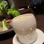 山人 - バーニャカウダーソース(お代わり自由！)