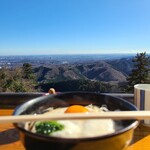 十一丁目茶屋 - 山の尾根も見えます