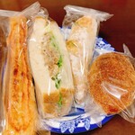 Little Breads To Go - 私と連れの好みど真ん中のパン達(๑˃̵ᴗ˂̵)