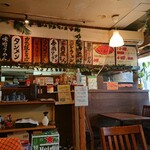 TOM's CAFE - 店内の様子