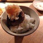 Hikiniku To Kome - ２つ目の肉には鬼おろし＆ぽん酢で。もちろんご飯も２杯目です。