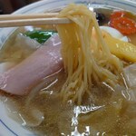 萬福屋 - 普通の中華麺です