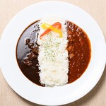 欧風カレー ウエダ - 【二種盛りカレー\900】お好きなカレーを２種類楽しめます！