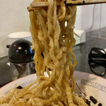 らー麺　Do・Ni・Bo - ガイロガイロしてリフトUP⤴️