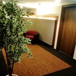 エピナール那須 - エレベーターホールも落ち着いた雰囲気