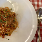 アミーゴ アミーガ - エビ・ケッパー・黒オリーブのトマトソース