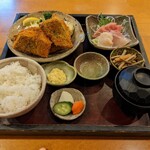 さしみや - 料理写真:アジフライとおさしみ定食