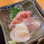 さしみや - アジフライとおさしみ定食のお刺身