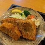 さしみや - アジフライとおさしみ定食のアジフライ