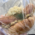 ハマブレッド - ハマブレッドドック　パンもソーセージも美味しい