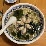 中国ラーメン揚州商人 - 冬かきラーメン真上