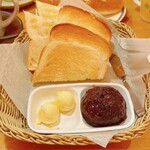 コメダ珈琲店 - 料理写真: