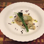 水色食堂 - 「鐘崎産甘鯛と牡蠣の白菜包み」 （金柑の白ワインソース）