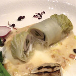 水色食堂 - 「鐘崎産甘鯛と牡蠣の白菜包み」 （金柑の白ワインソース）