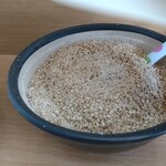 江ちゃんラーメン - この胡麻が良きです♪