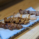 Yakiton Ginchan - 焼きとん3種