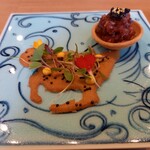 Restaurant Honjin - ほうろくチュイル、鯨のタルタル