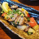 野の花 - 鳥砂肝とはつのｶﾞｰﾘｯｸﾊﾞﾀｰ炒め(500円)