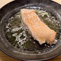 鮨 なんば 日比谷 - きんきの煮付け