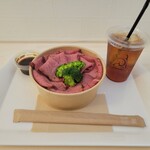 Lunch&Pancake Kobito - ◆「ローストビーフ丼」◆「アイスティー」