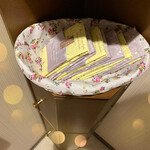 シャトー　ラ・パルム・ドール - 女性トイレの3種の神器‼️  サニタリーアイテム、アルコール、消臭スプレーが完備　(*^▽^*)  完璧です‼️ 素晴らしい〜