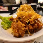 鶏喜鶏喜 秋葉原店 - 地鶏の唐揚げ