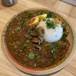 スパイスカレー あかつ亭 - ◎白菜入りポークキーマ¥990の1種盛りを一択！
      ◎砂肝マサラ¥220
      ◎卵のピクルス¥110
      総計¥1.320