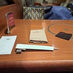 瀬里奈 - 瀬里奈本店・１階席のテーブルです。