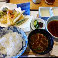 天婦羅ほり川 ホテルニューオータニ店 - ランチの天婦羅定食