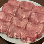 炭火焼肉ホルモン うらら - 