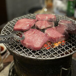 炭火焼肉ホルモン うらら - 