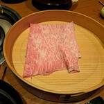 瀬里奈 - 茨城県産特選牛サーロインのしゃぶしゃぶ肉・その５です。