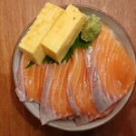 海さくら - 秋鮭丼