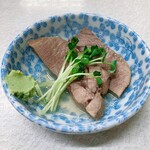 ゆたか食堂 - 牛タン和風煮わさび添え