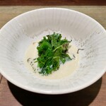 セルサルサーレ - 温かい海のサラダ：もずくと海ぶどう 牡蠣のクリーム・スープ