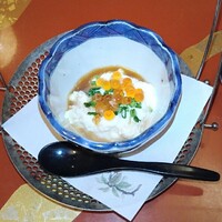 卓楽 - 寄せ豆腐、いくら