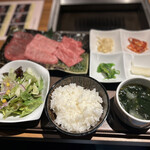 Yakiniku Ushigasumi - 