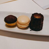 レストランひらまつ 博多 - 